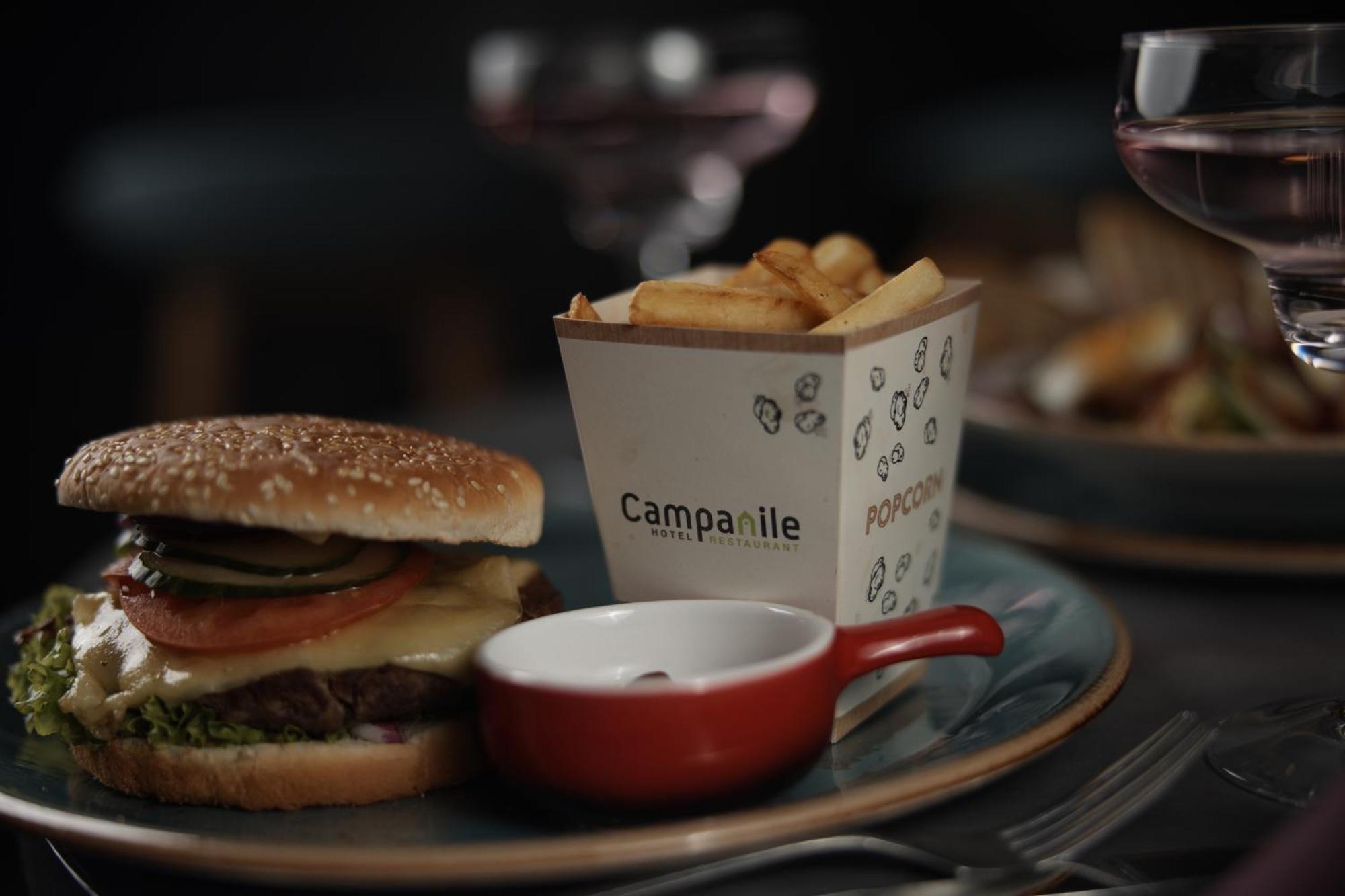 Campanile Katowice Hotel Екстериор снимка